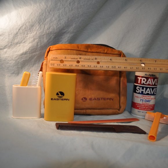 vintage eastern airlines travel leather dopp kit all original UNUSED (O108) - Picture 3 of 12